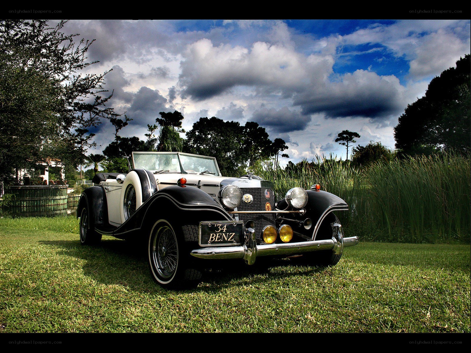 Classic '34 Benz convertible
