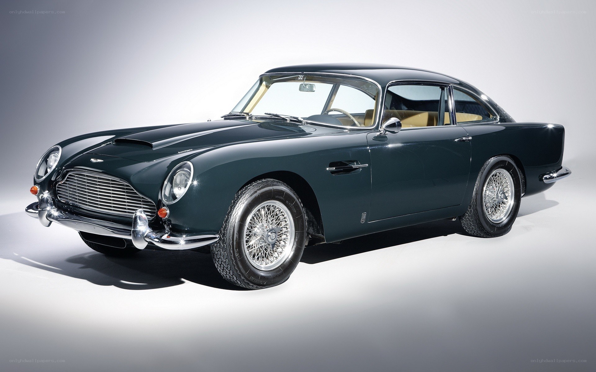 Classic Aston Martin DB5