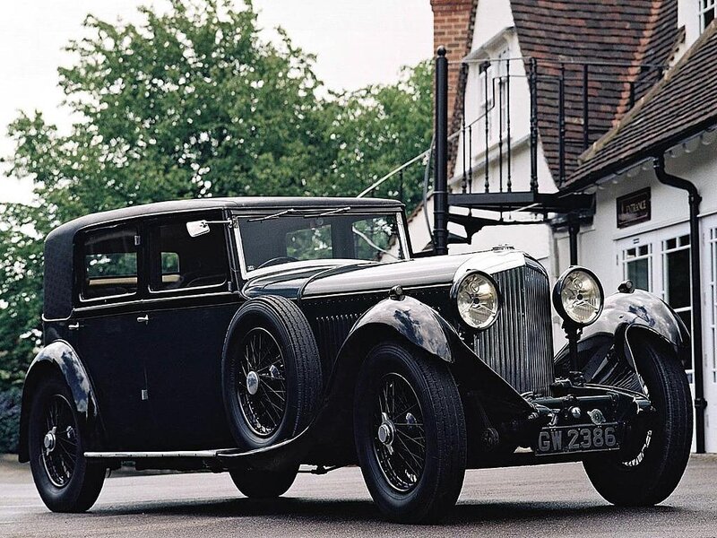Classic black Bentley car