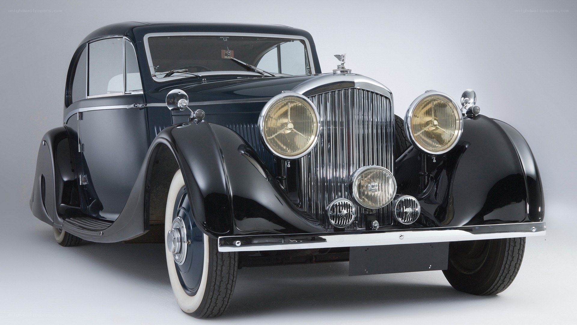 Classic black Bentley car