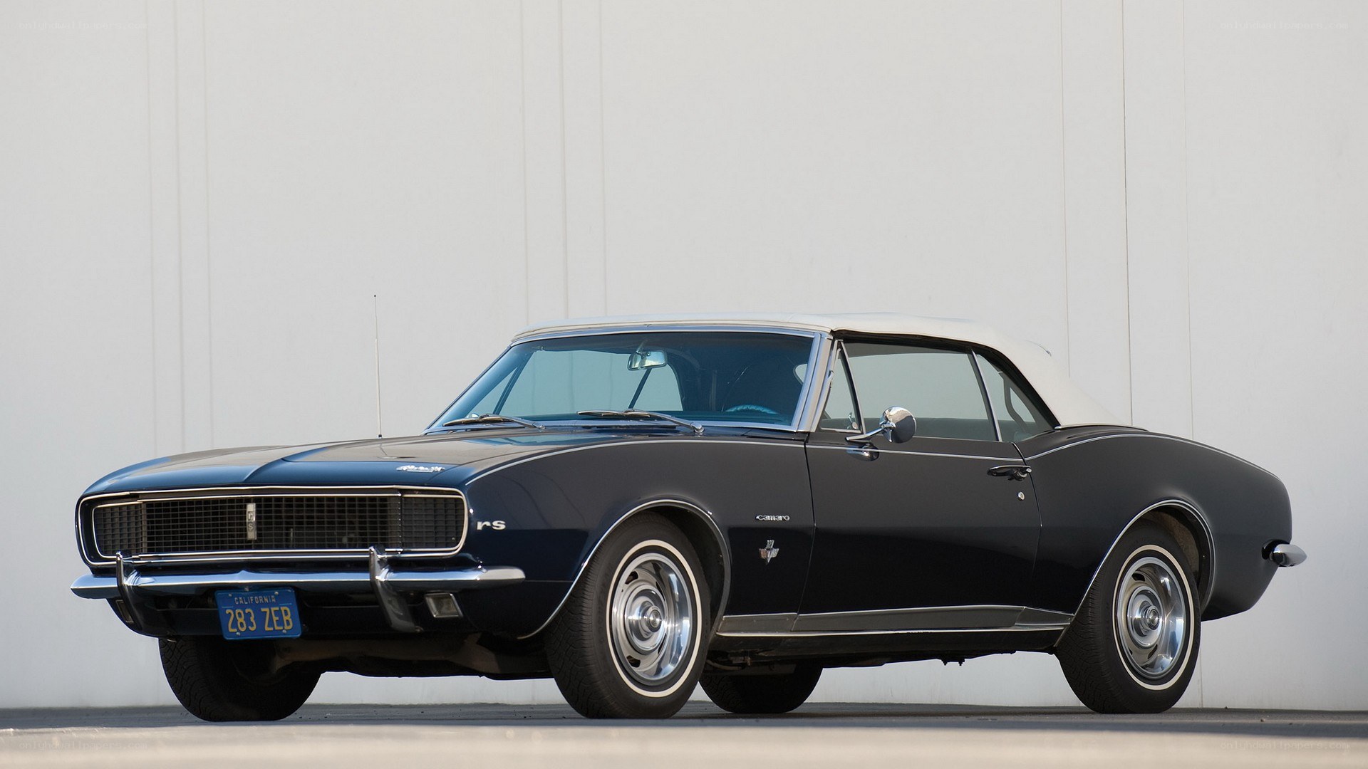 Classic black Chevrolet Camaro