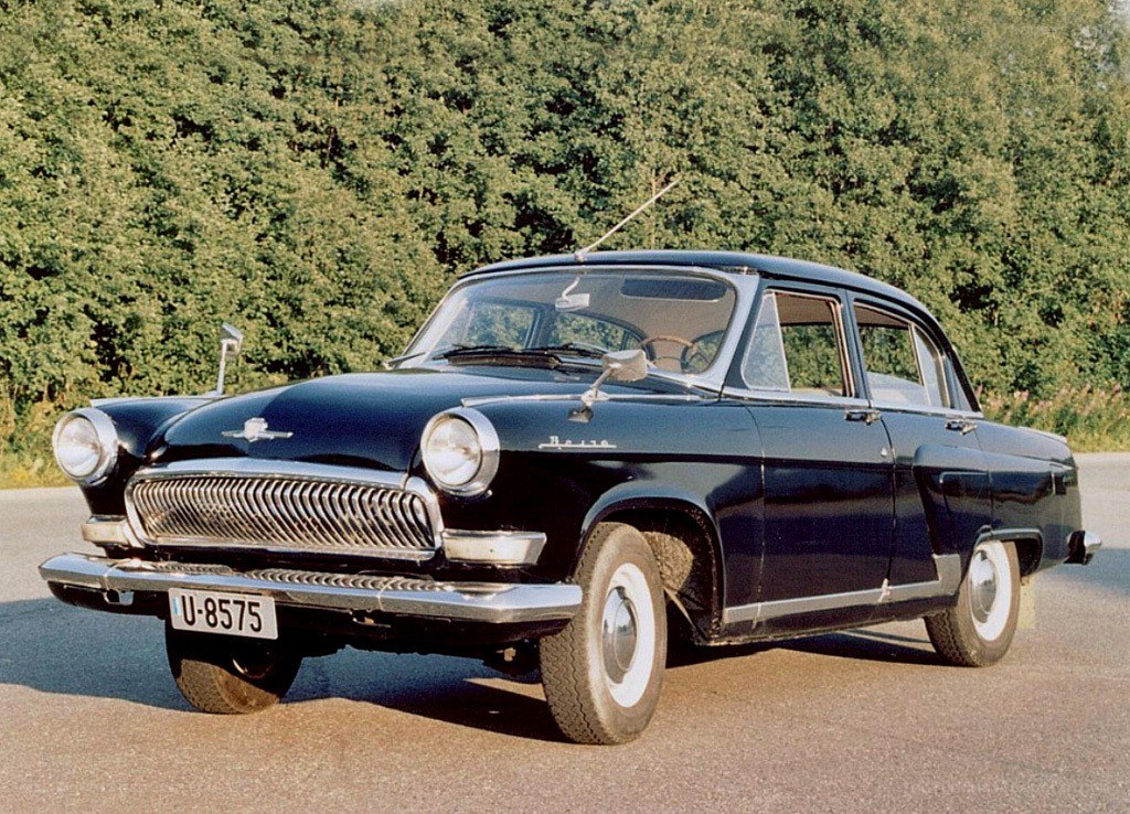 Classic black GAZ-21 car