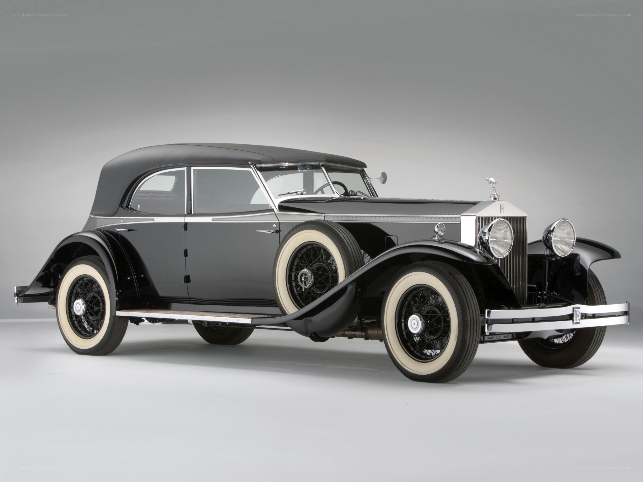 Classic black Rolls-Royce car