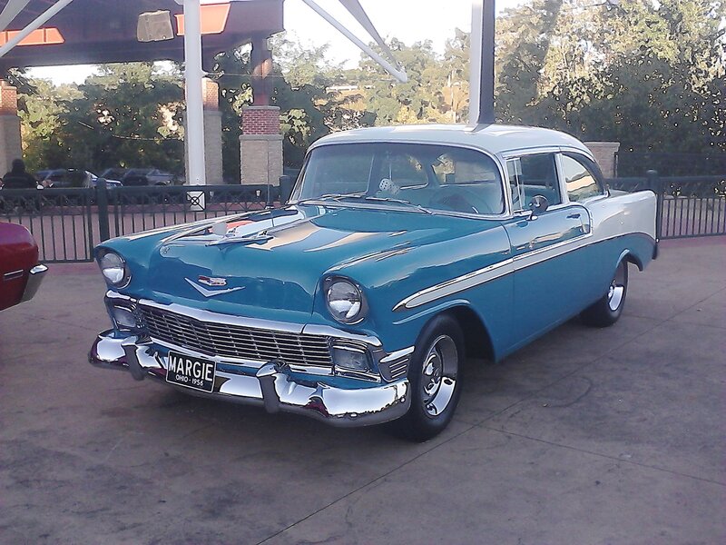 Classic Blue Car — Calm