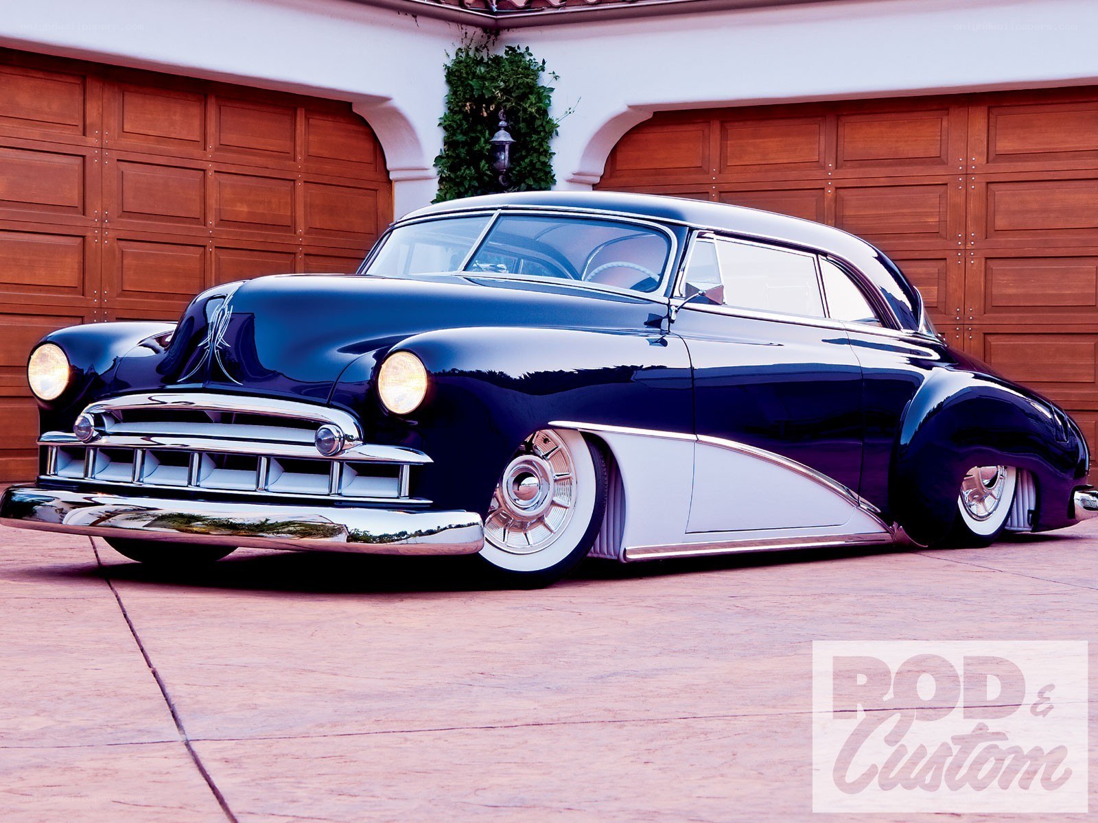 classic blue custom car