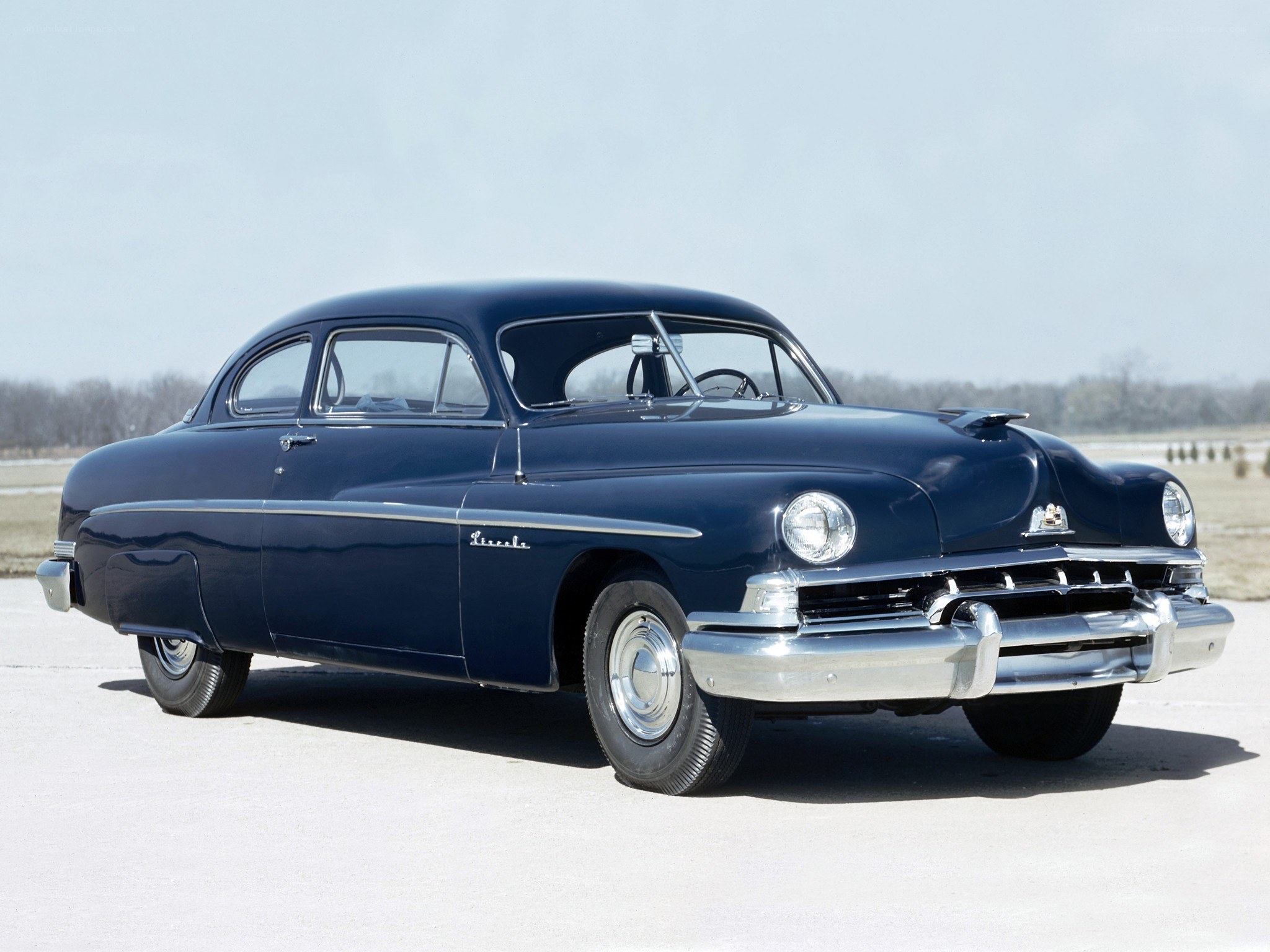 Classic blue Lincoln coupe