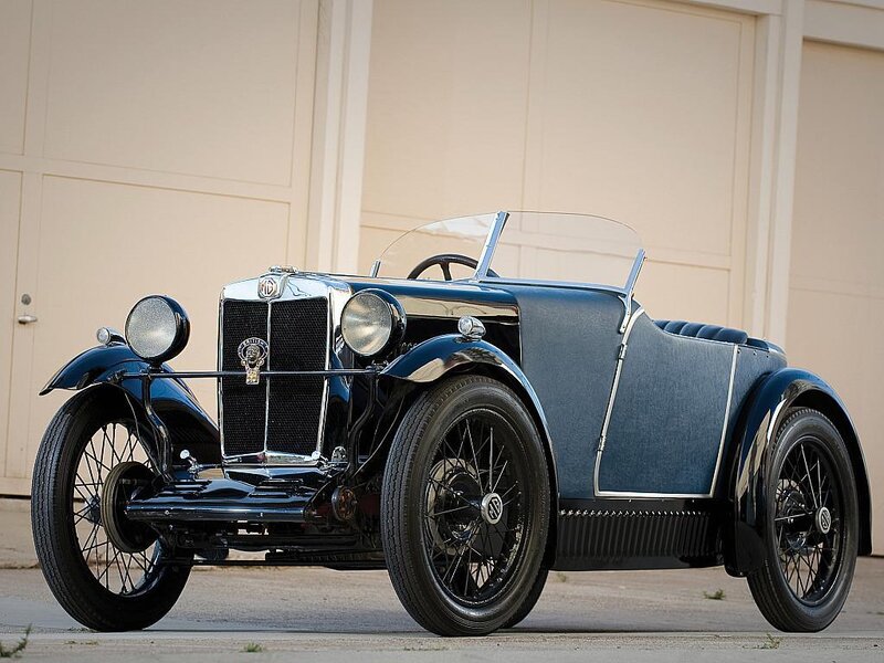 Classic blue MG sports car