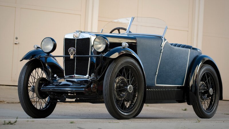 Classic blue MG sports car