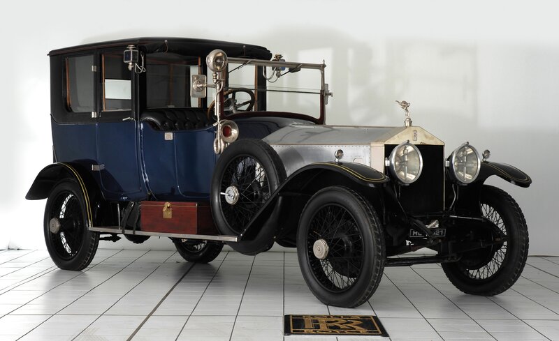 Classic blue Rolls-Royce car