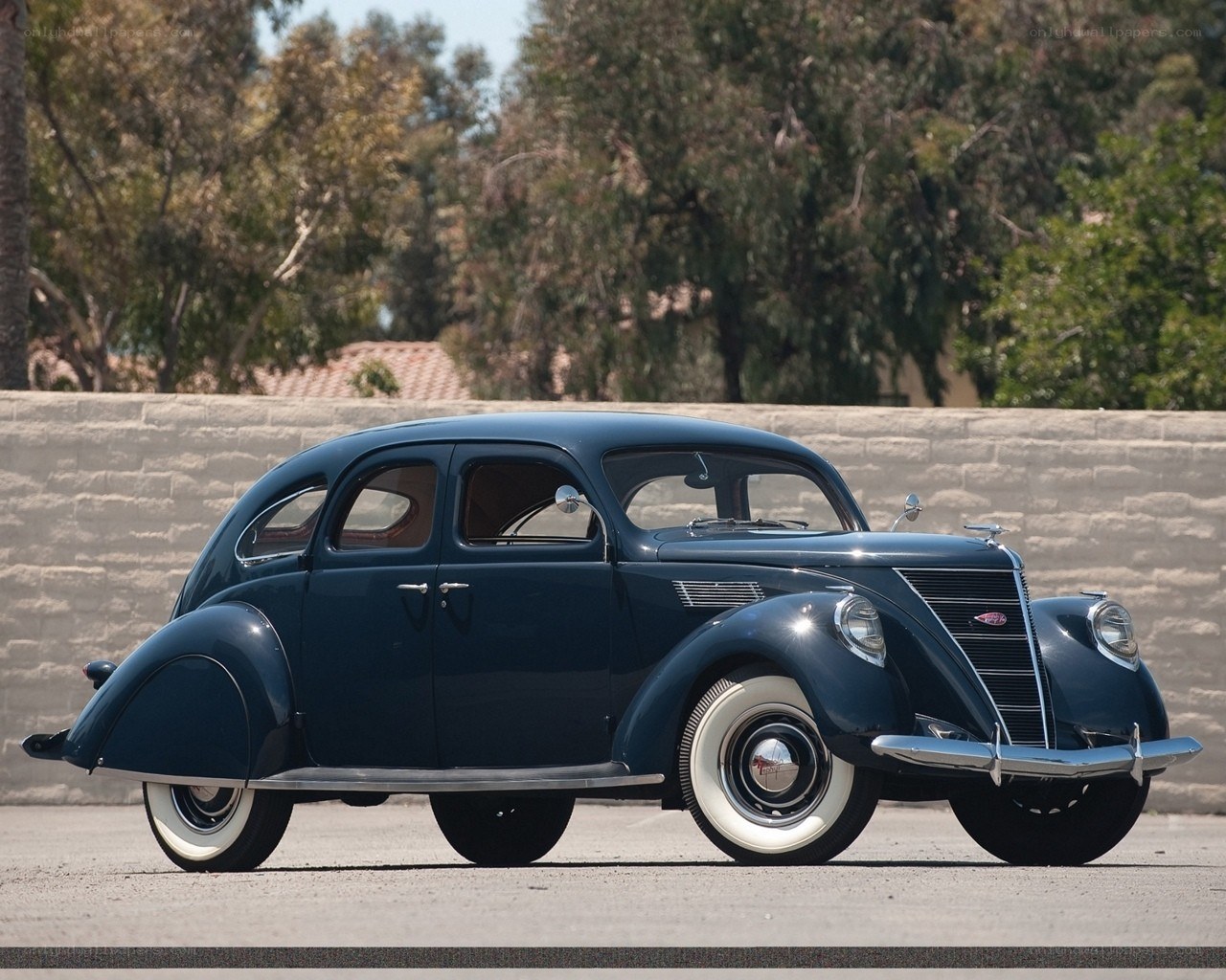 Classic blue vintage car