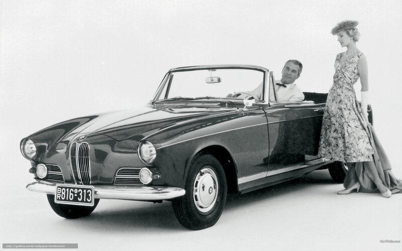 Classic BMW convertible with couple