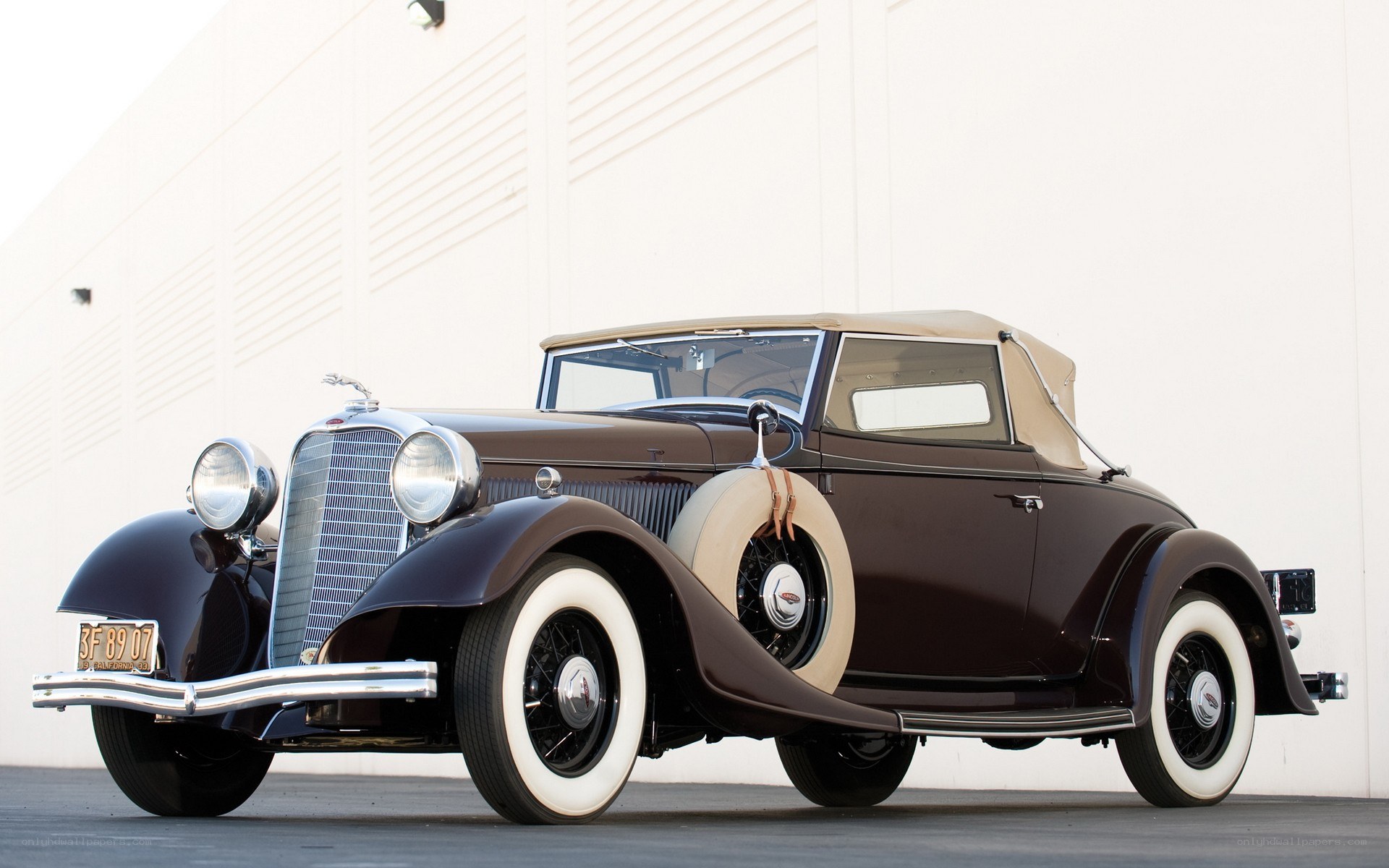 Classic brown convertible car