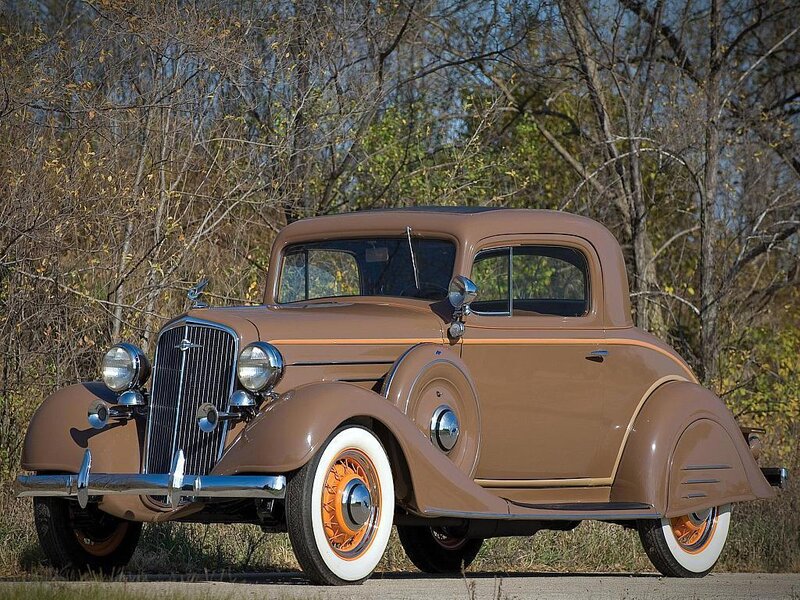 Classic brown coupe car
