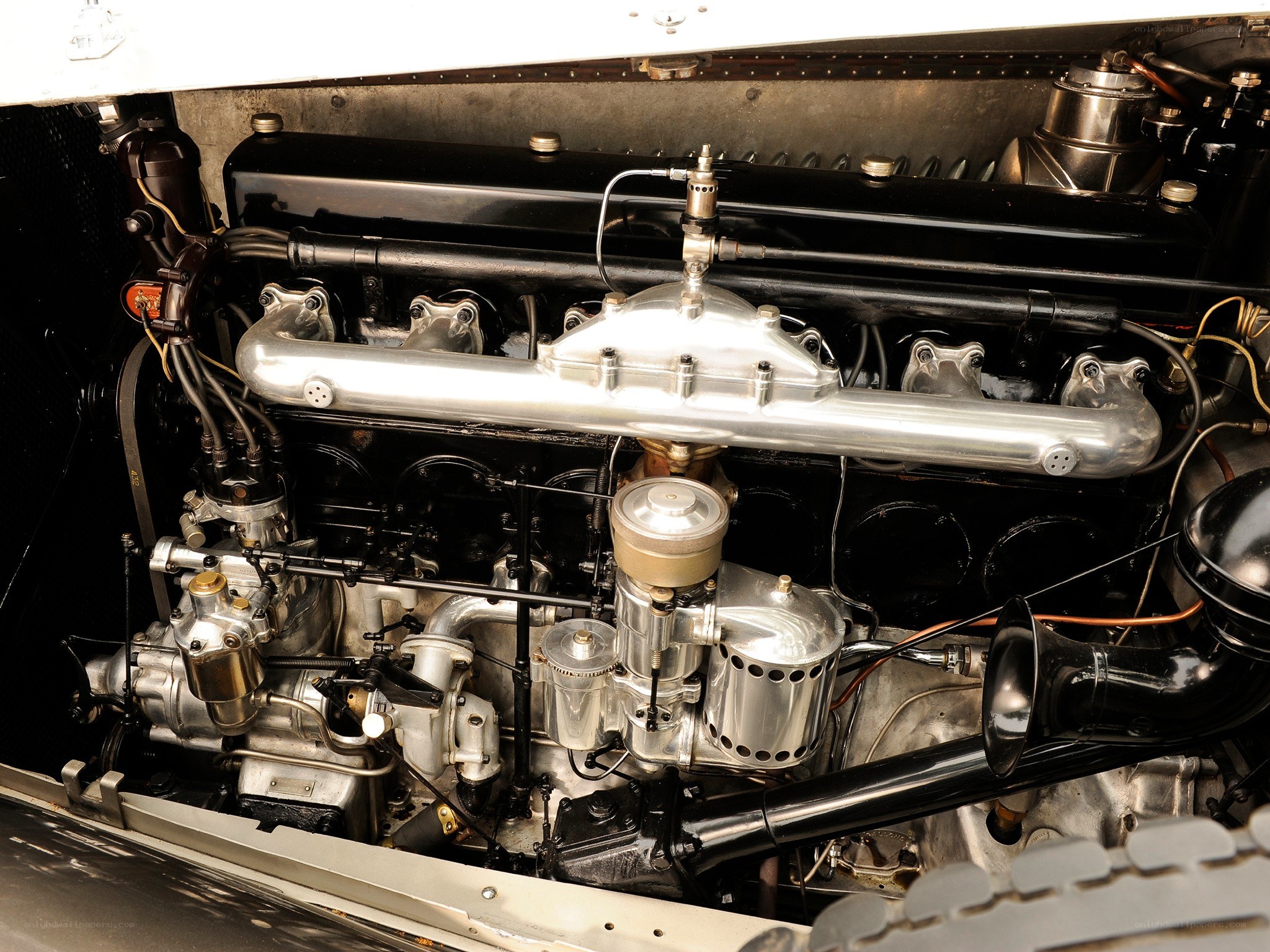 classic car engine
