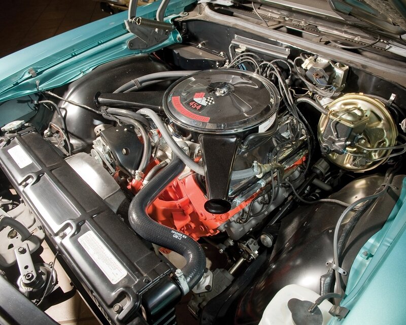 Classic Car Engine — Black, Mechanical