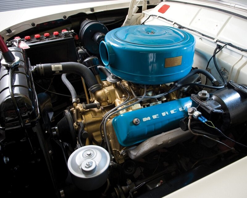 Classic Car Engine — Blue, Mechanical