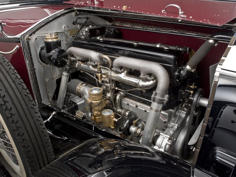 Classic Car Engine — Maroon, Mechanical