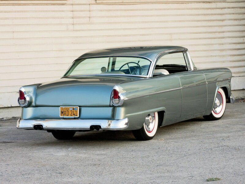 Classic Car — Gray