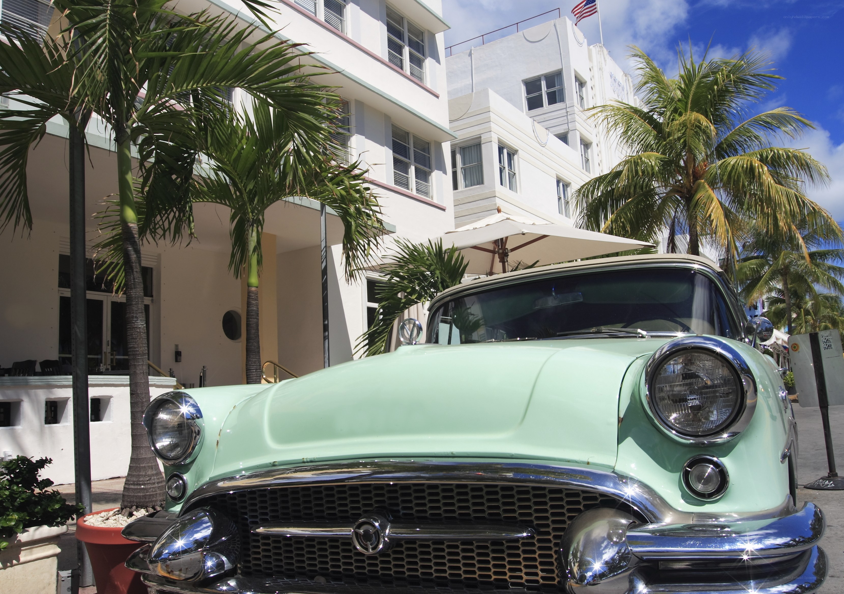 Classic car in Miami Beach