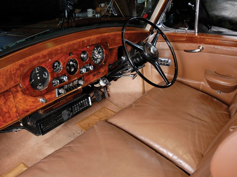 Classic Car Interior — Brown, Calm, Photograph, Steering Wheel, Dashboard, Leather Seats