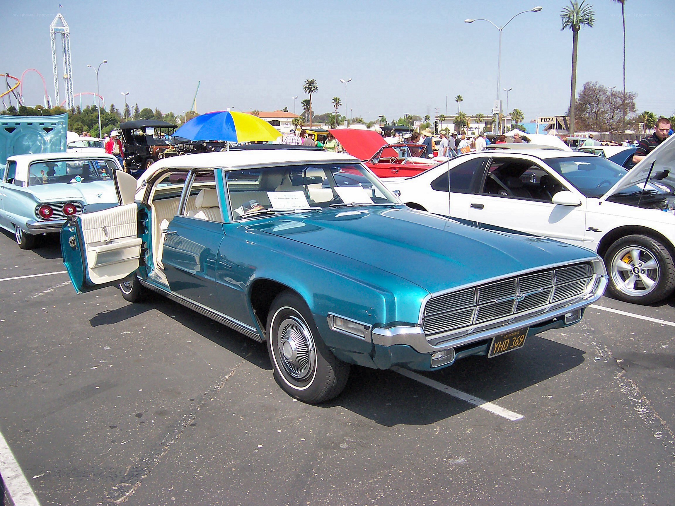 Classic car show display