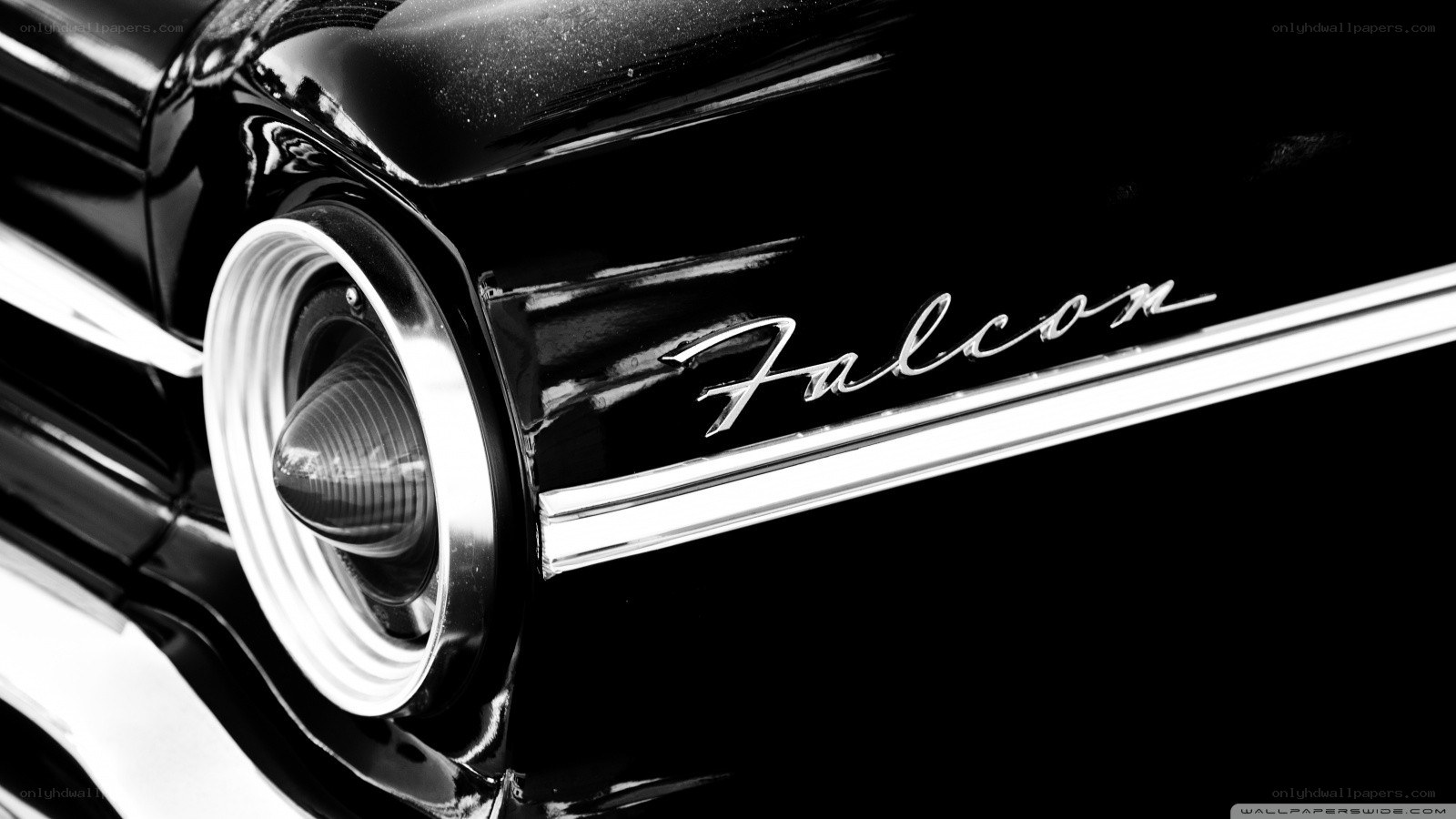 Classic car side emblem