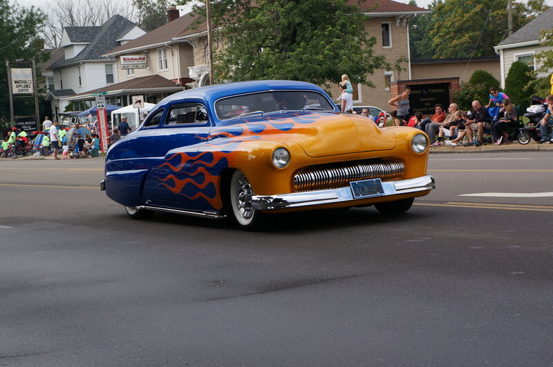 Classic Car with Flames — Blue