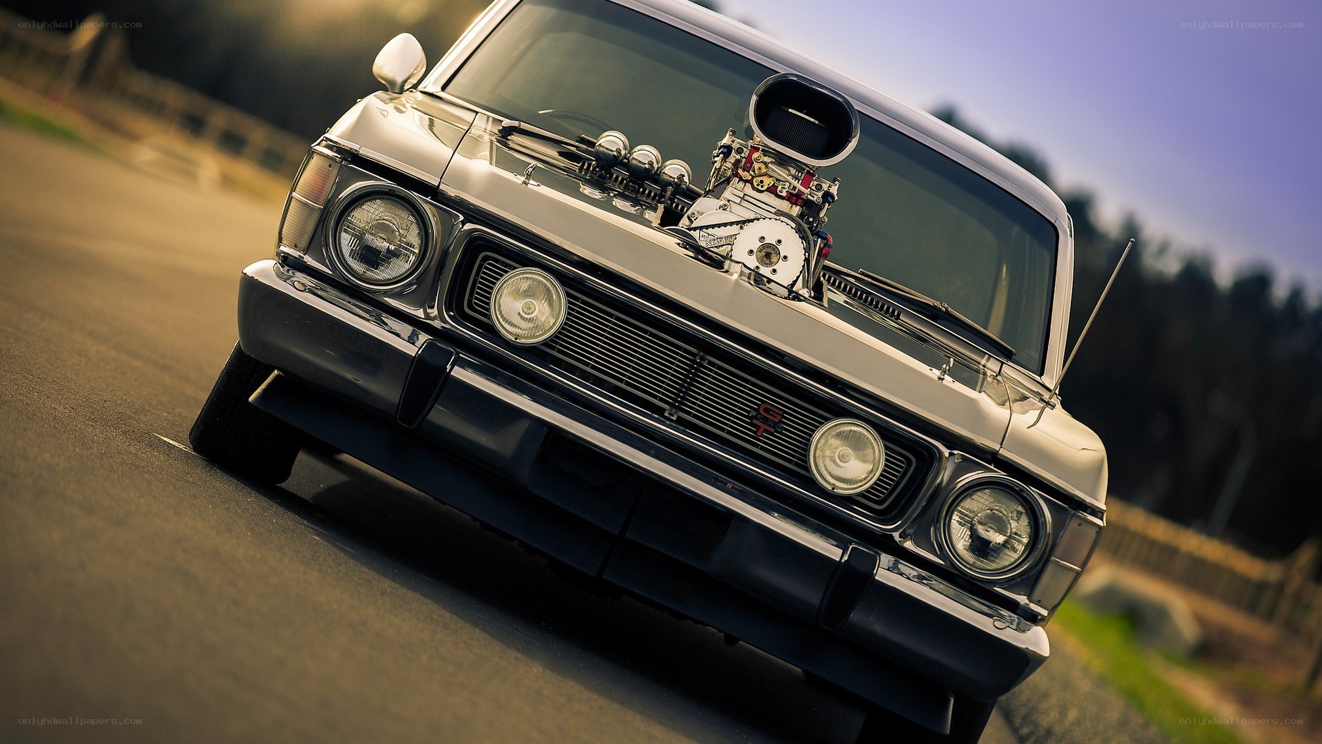 classic car with supercharged engine