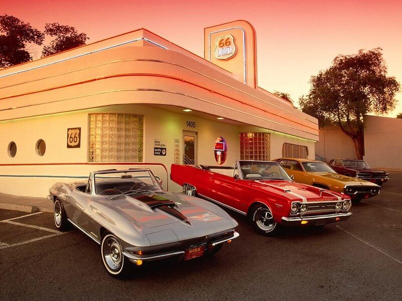 Classic cars at Route 66 diner