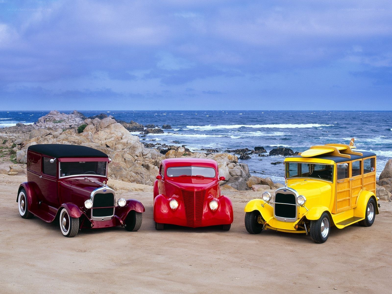 Classic cars at the beach