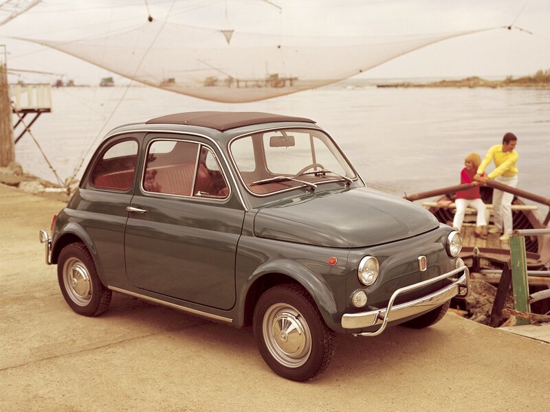 Classic Fiat 500 by the water