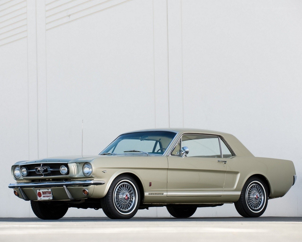 Classic Ford Mustang coupe