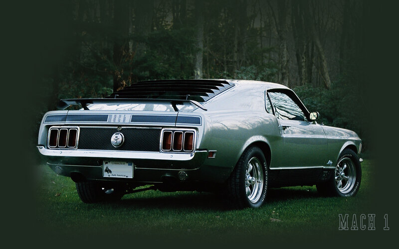 Classic green Ford Mustang Mach 1