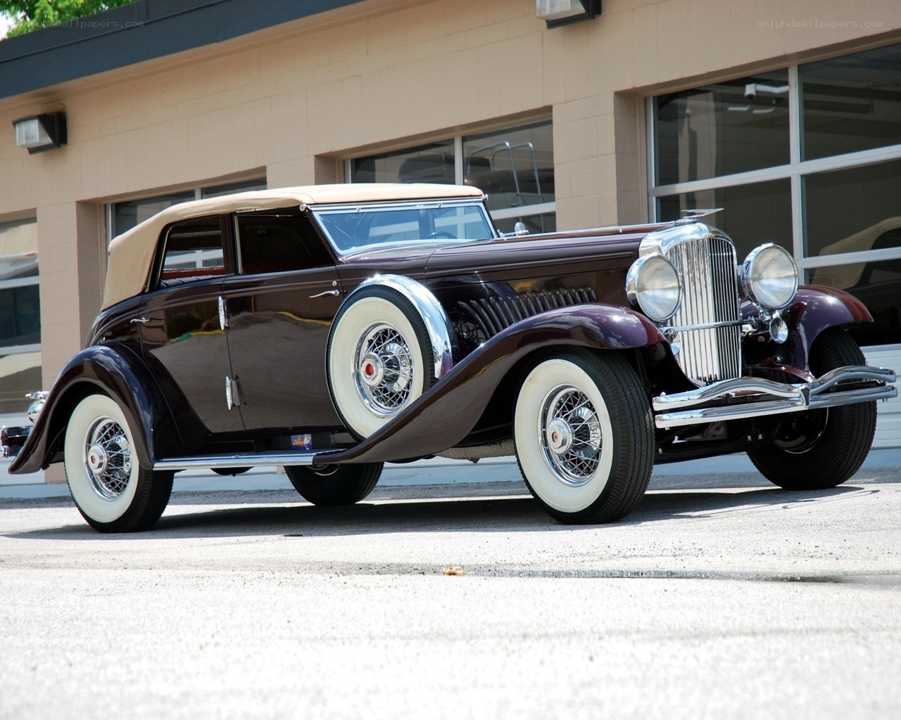 Classic maroon convertible car