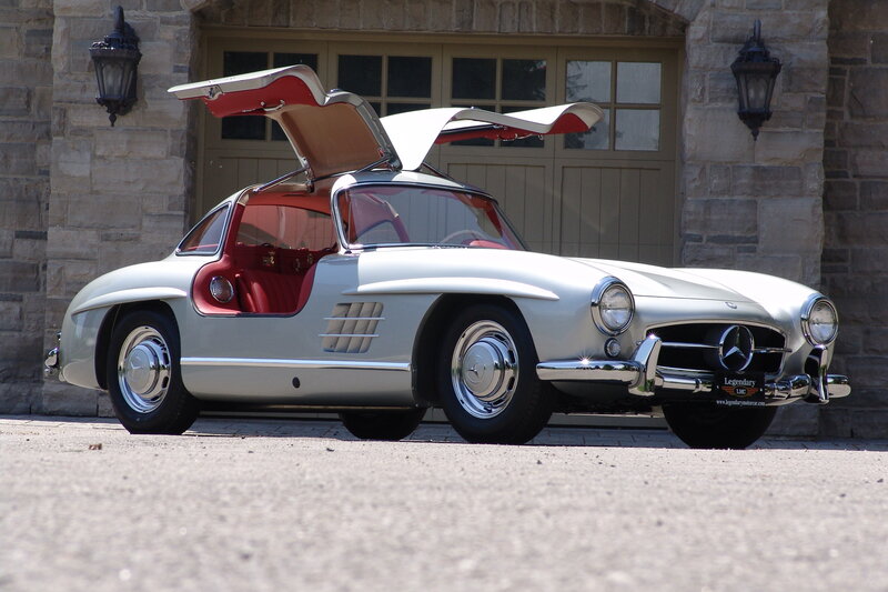 Classic Mercedes-Benz 300SL Gullwing