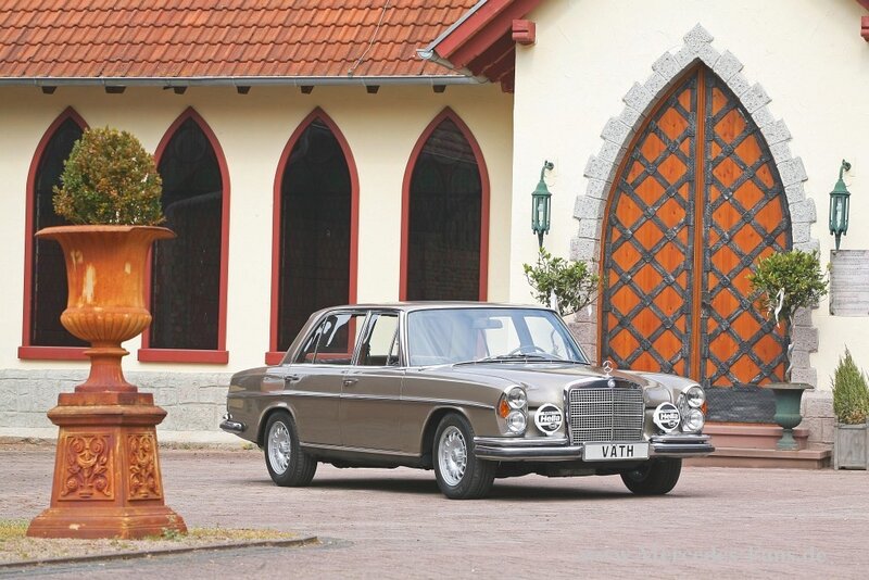Classic Mercedes-Benz in front of church