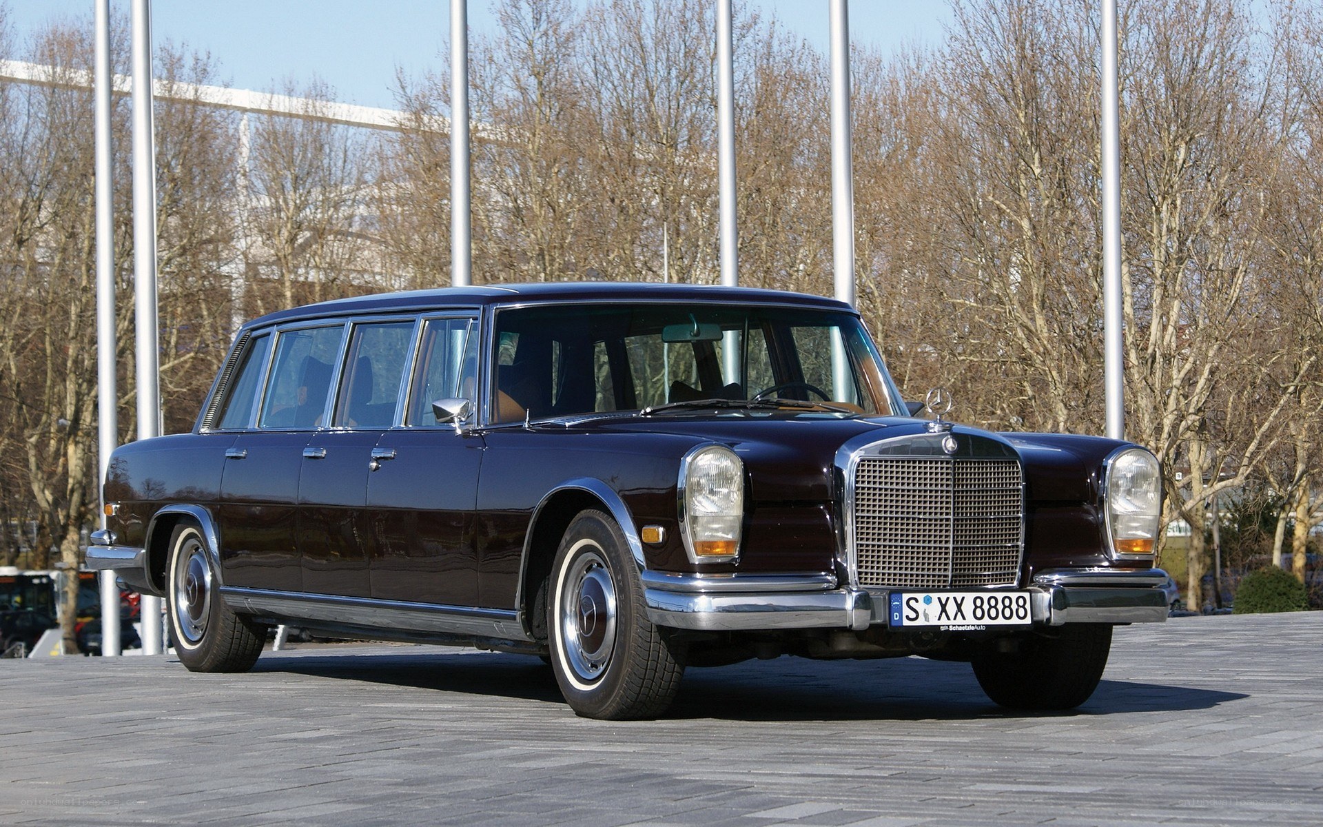 Classic Mercedes-Benz S-Class