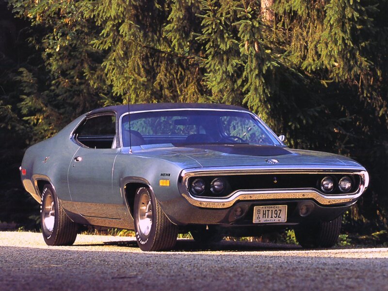 Classic Muscle Car — Green, Serene