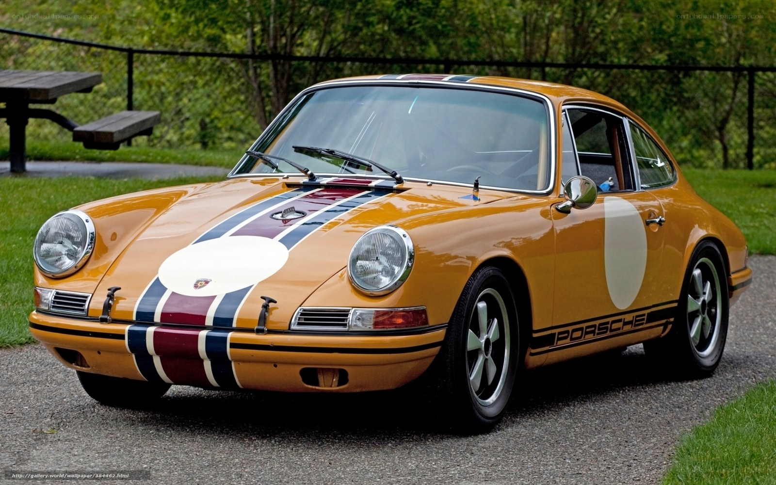 Classic orange Porsche 911