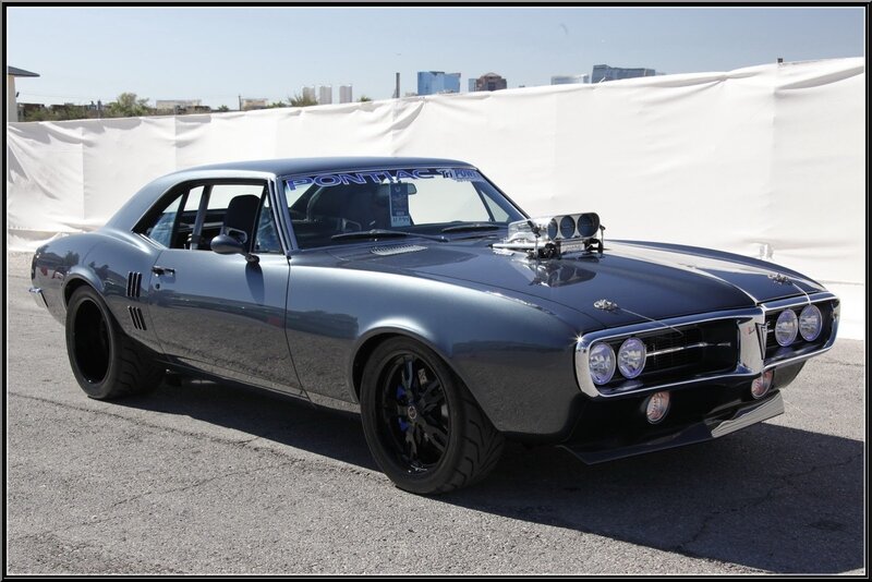 classic pontiac muscle car