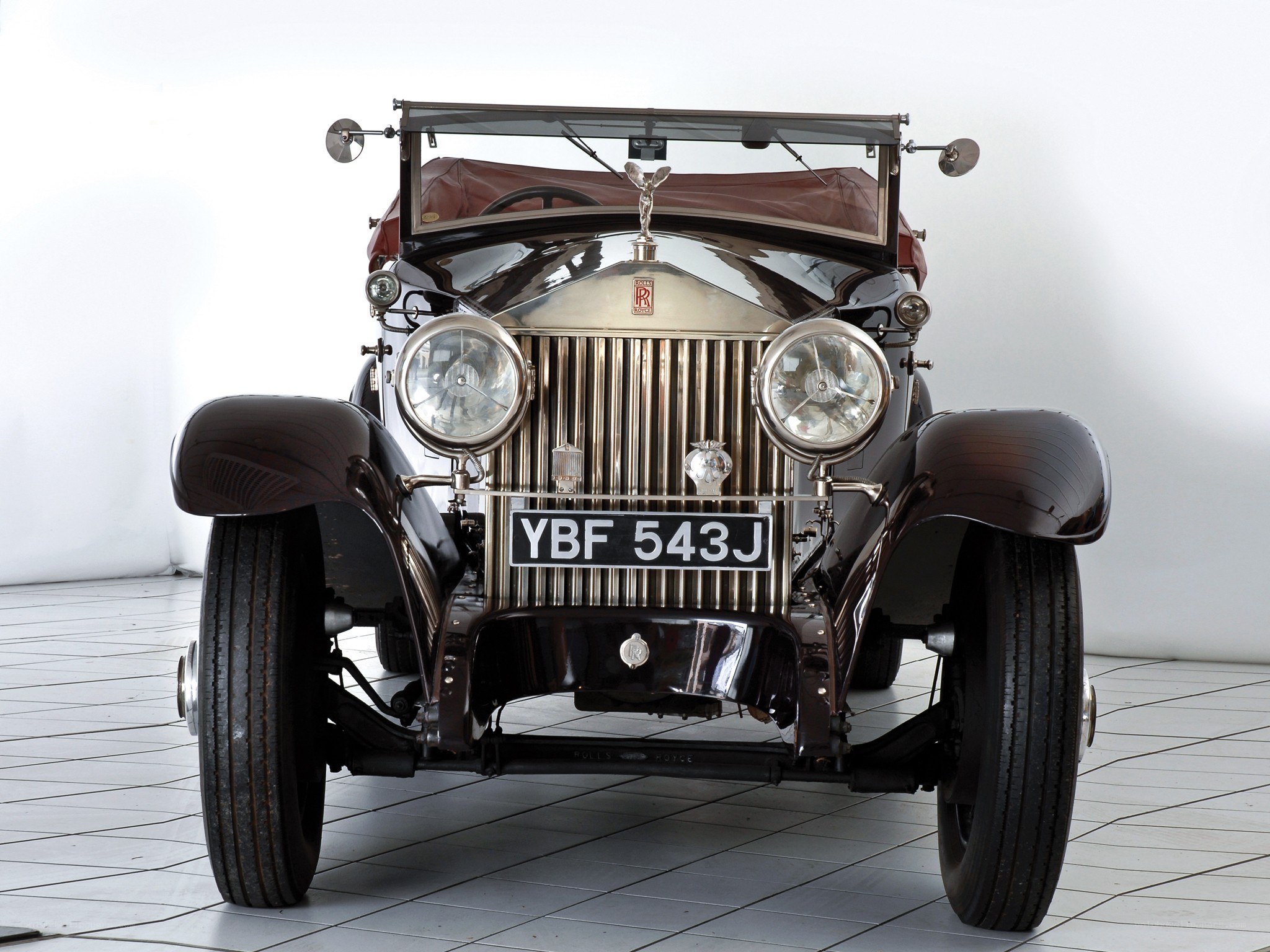 Classic Rolls-Royce car