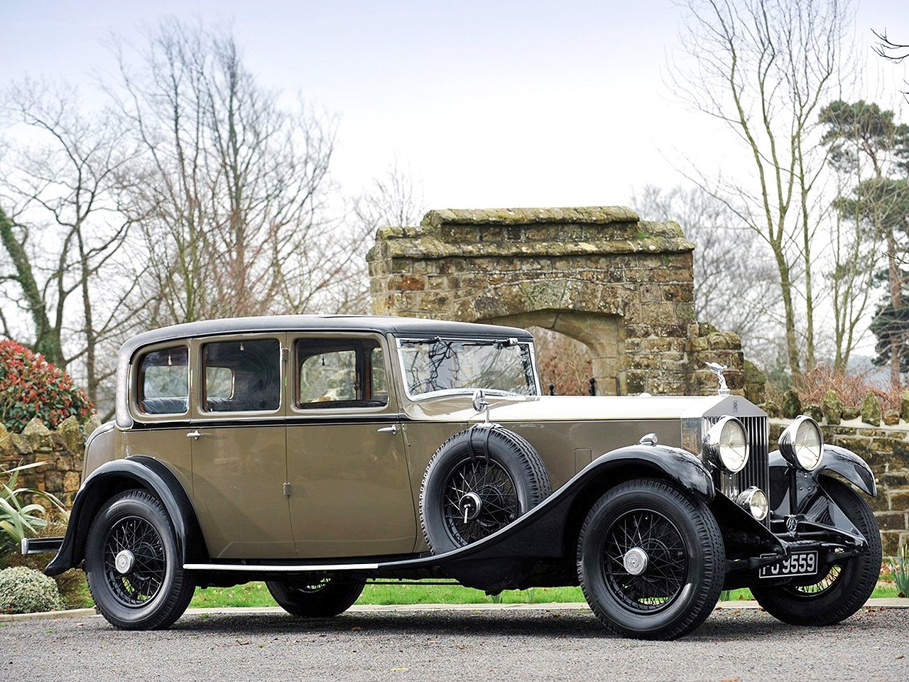 Classic Rolls-Royce car