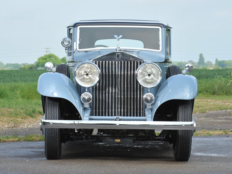Classic Rolls-Royce Car — Blue
