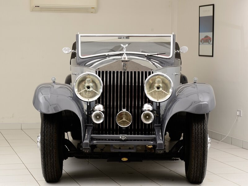 Classic Rolls-Royce Car — Gray