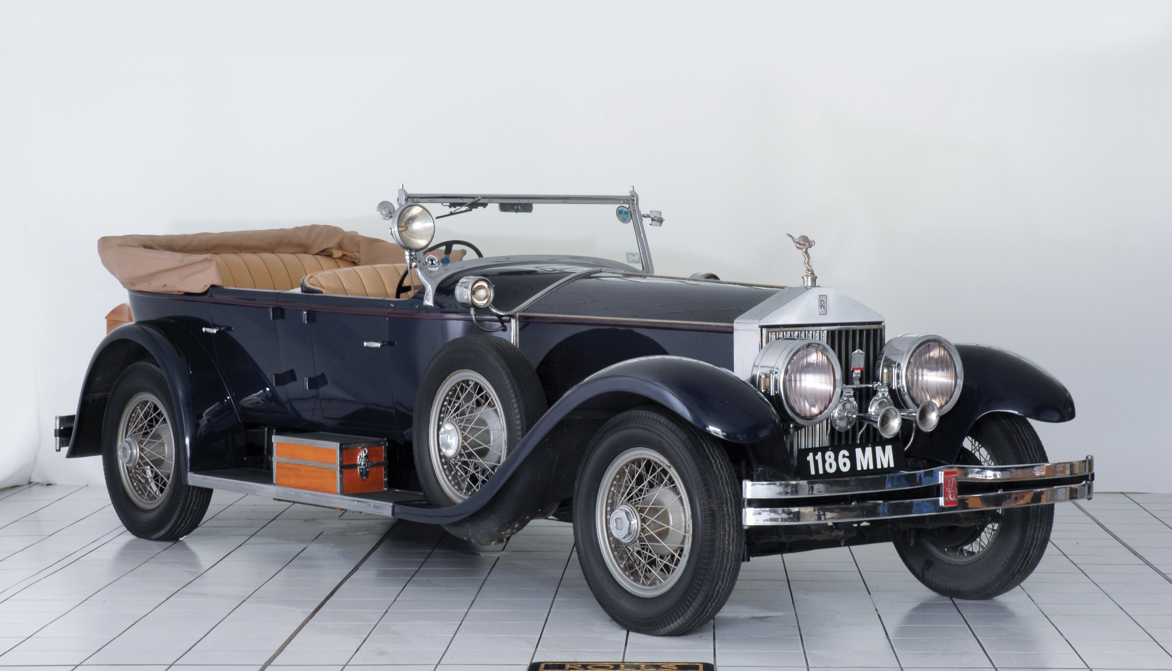 Classic Rolls-Royce convertible