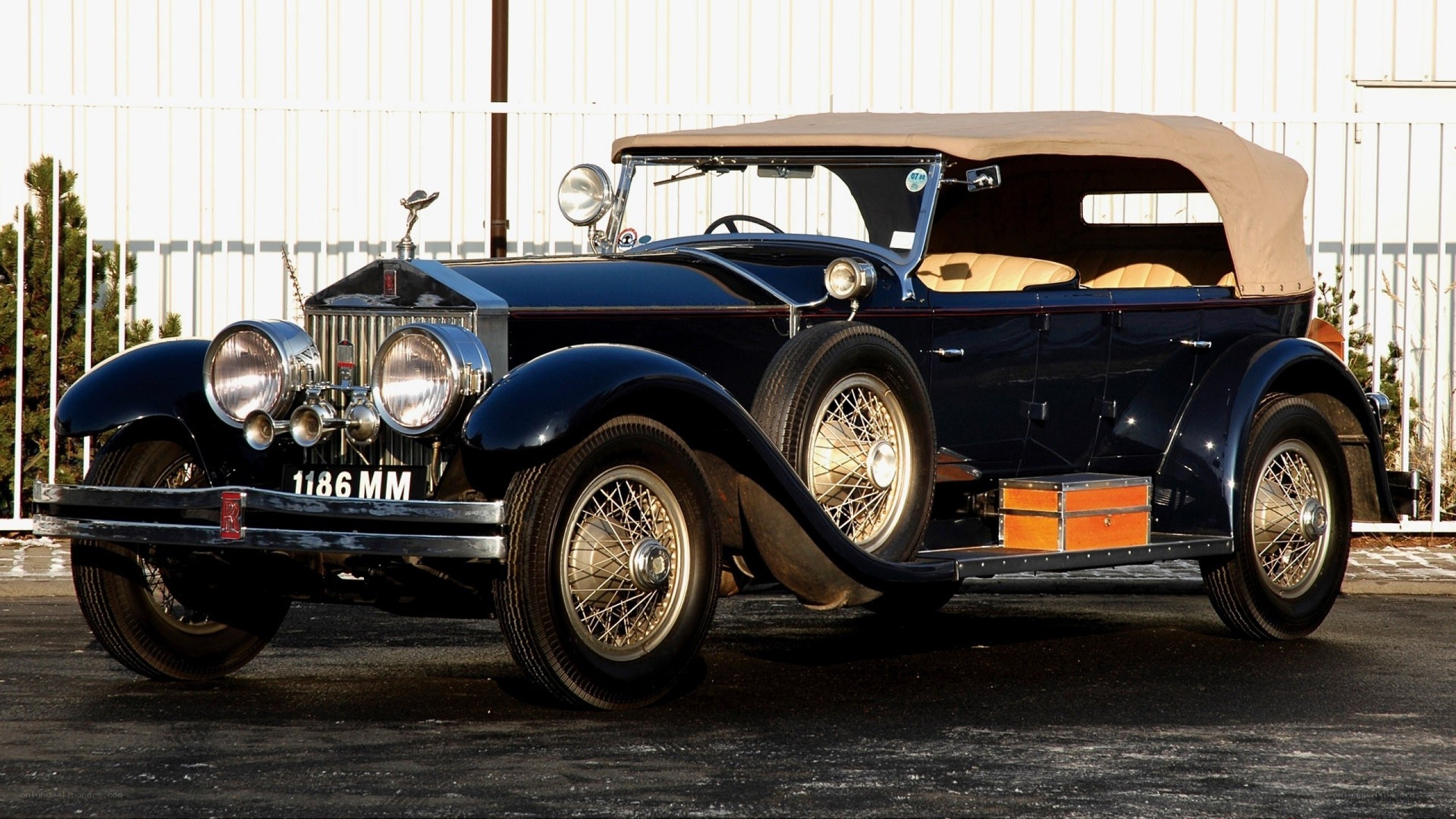 Classic Rolls-Royce convertible