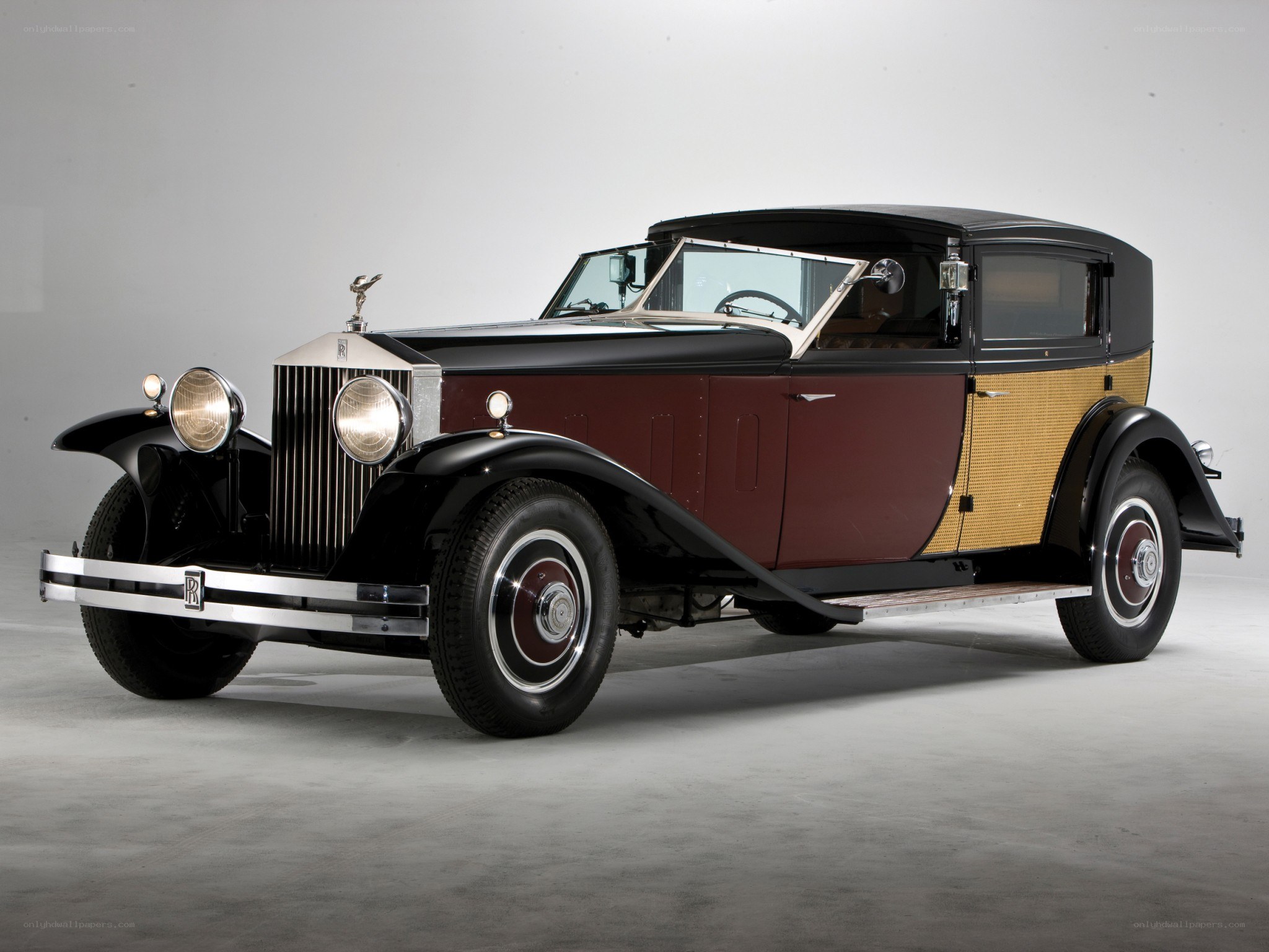 Classic Rolls-Royce sedan