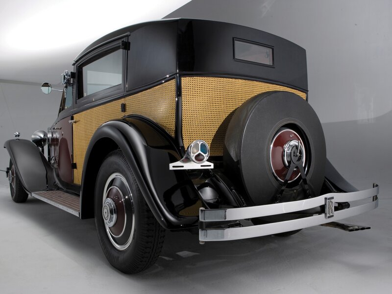Classic Rolls-Royce with spare tire