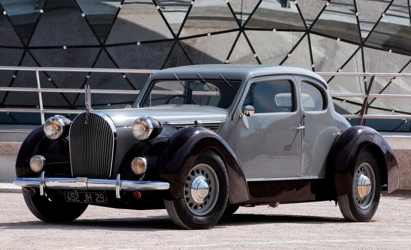 Classic silver coupe car
