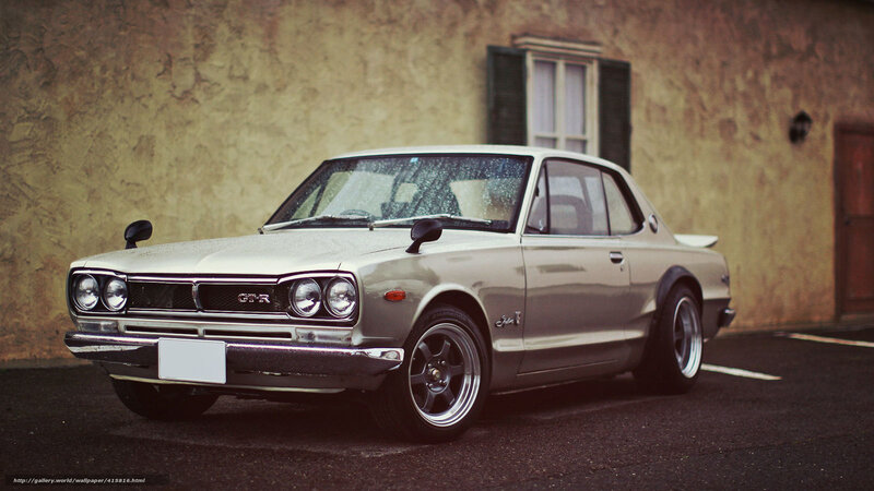 Classic silver GTR coupe
